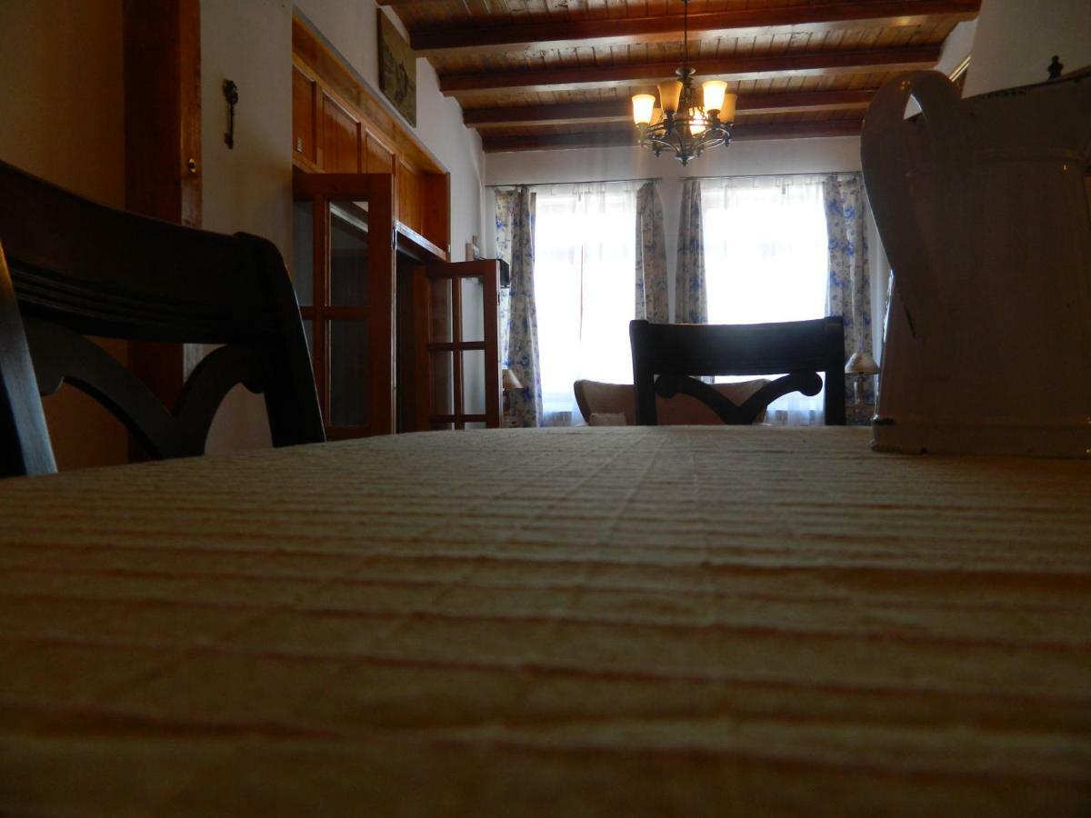 테기르기올 Casa Ligia 아파트 외부 사진